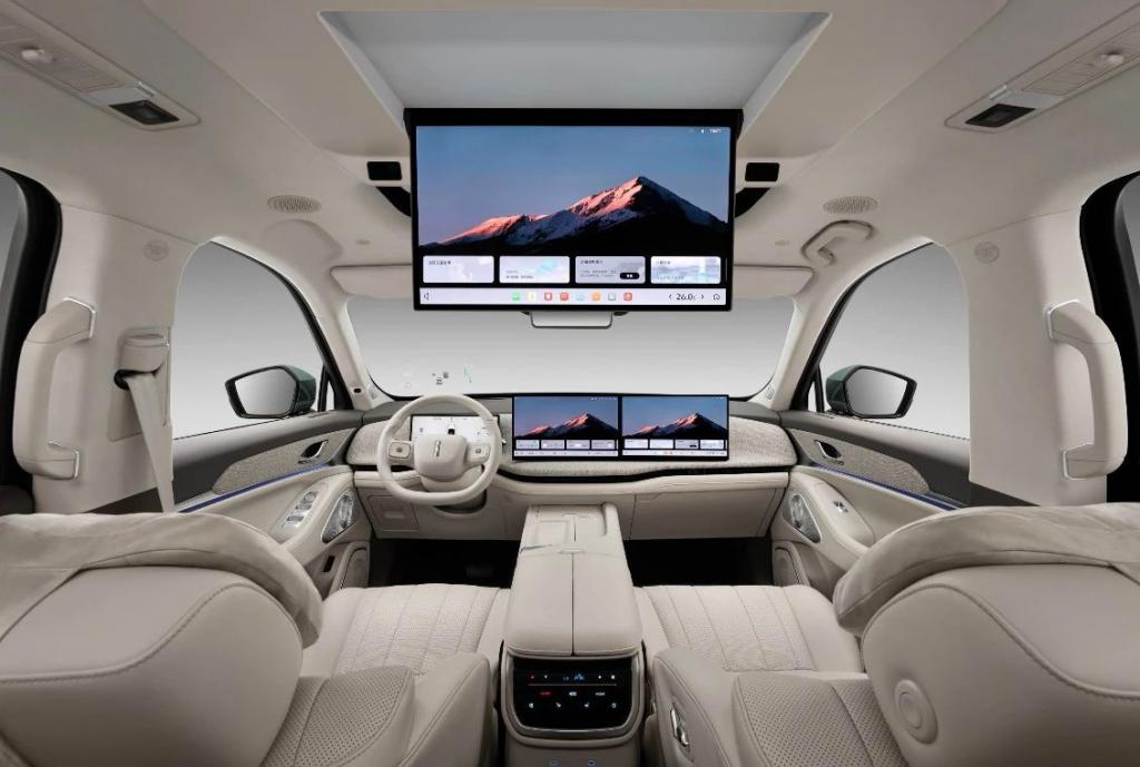 智能座舱新“赛点”开局！巨头争夺下一风口话语权