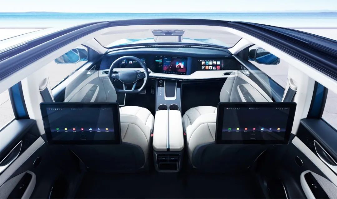 标普全球汽车：智能座舱赛道的「技术+策略」攻坚战