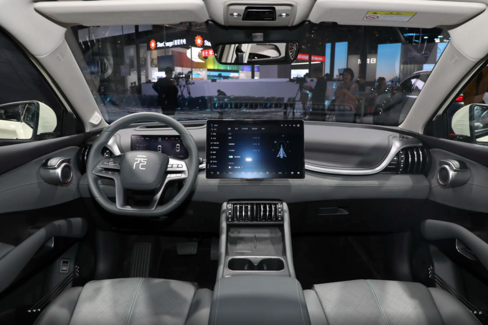 「高通+鸿蒙」双概念加持港股智能座舱第一股开启招股