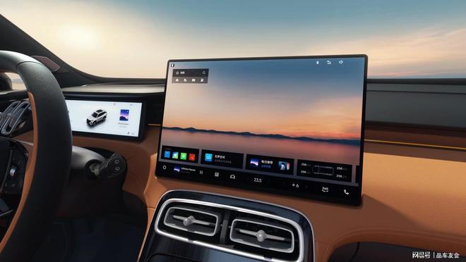 国庆必看！第四代博越LAI情感座舱如何颠覆智能体验？(图2)