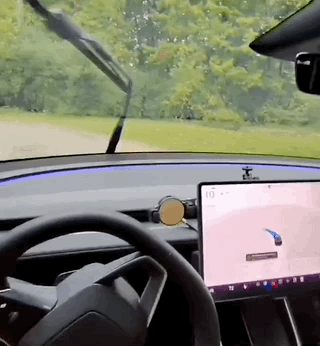 离自动驾驶又近一步！特斯拉FSD V14发布 马斯克：产生意识了(图1)