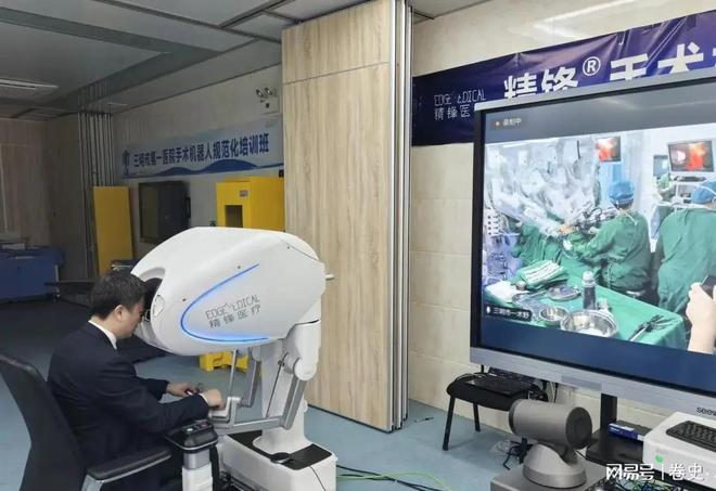 智能驾驶不再卡壳！2027年70城通毫秒用算AI场景要落地了？(图3)