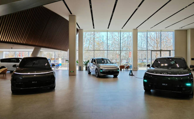 自动驾驶“黑话”大战谁能真正让技术落地？(图1)