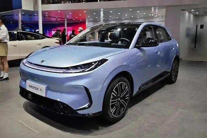 无论贵贱没有智能座舱都不好意思打招呼！(图6)