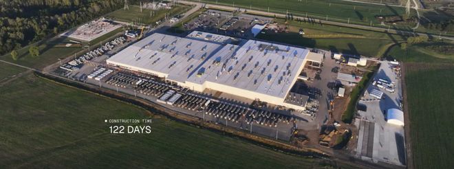 特斯拉首跨全美Grok灵魂注入！马斯克「三位一体」帝国浮现(图13)