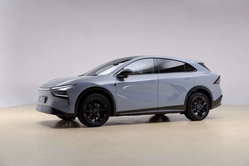 全球首款L3级算力AI汽车！小鹏G7正式亮相预售价2358万(图6)