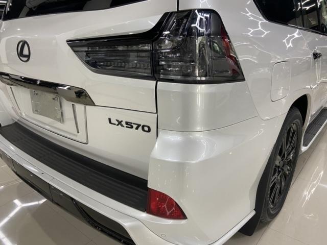 天津港特价促销25款绝版雷克萨斯LX570仅需60万就可提车(图9)