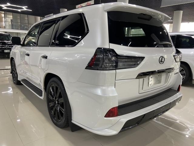 天津港特价促销25款绝版雷克萨斯LX570仅需60万就可提车(图7)