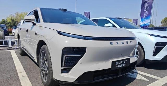 猎鹰智驾系统加持星纪元ET增程四驱高算力引领智驾新潮流(图2)