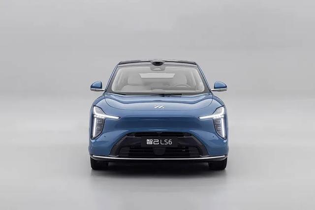 新一代智己 LS6：增程动力来袭预售开启电动新时代(图1)