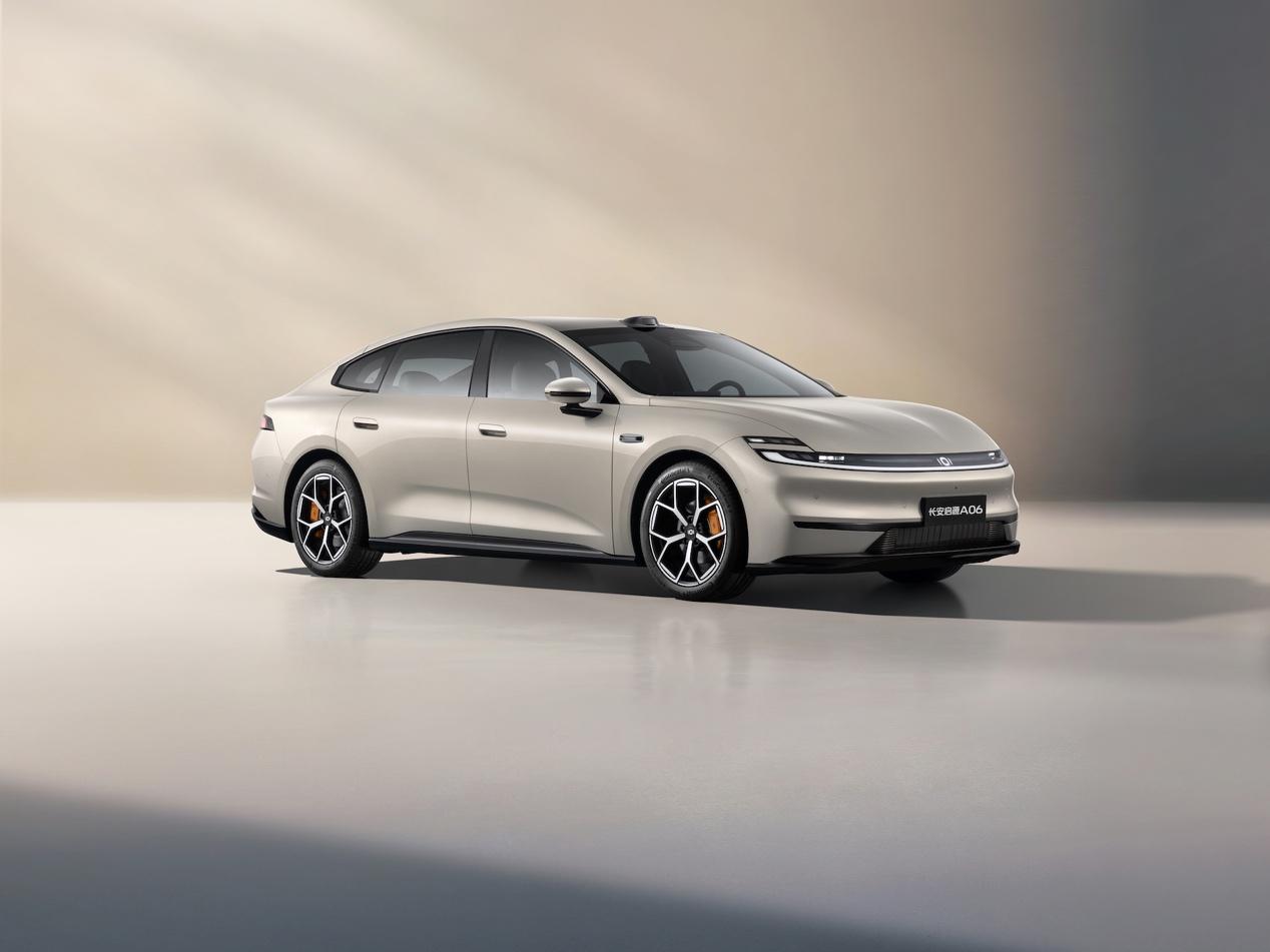 聚焦家庭出行痛点长安启源A06首秀有何看点？(图18)