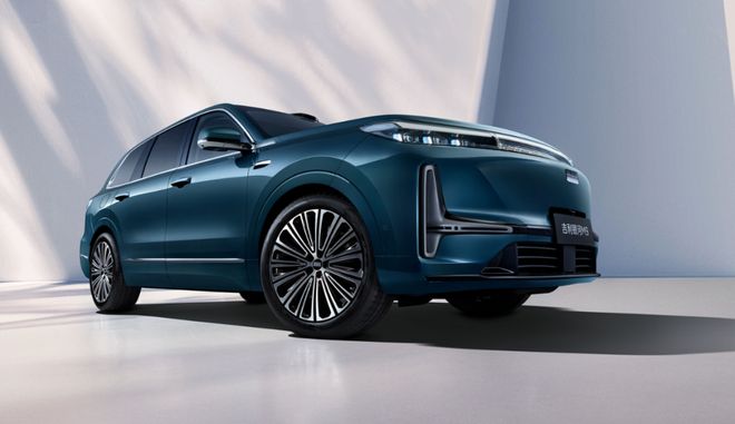 同台竞技血海突围：三车同日上市 新车亮点解析(图10)