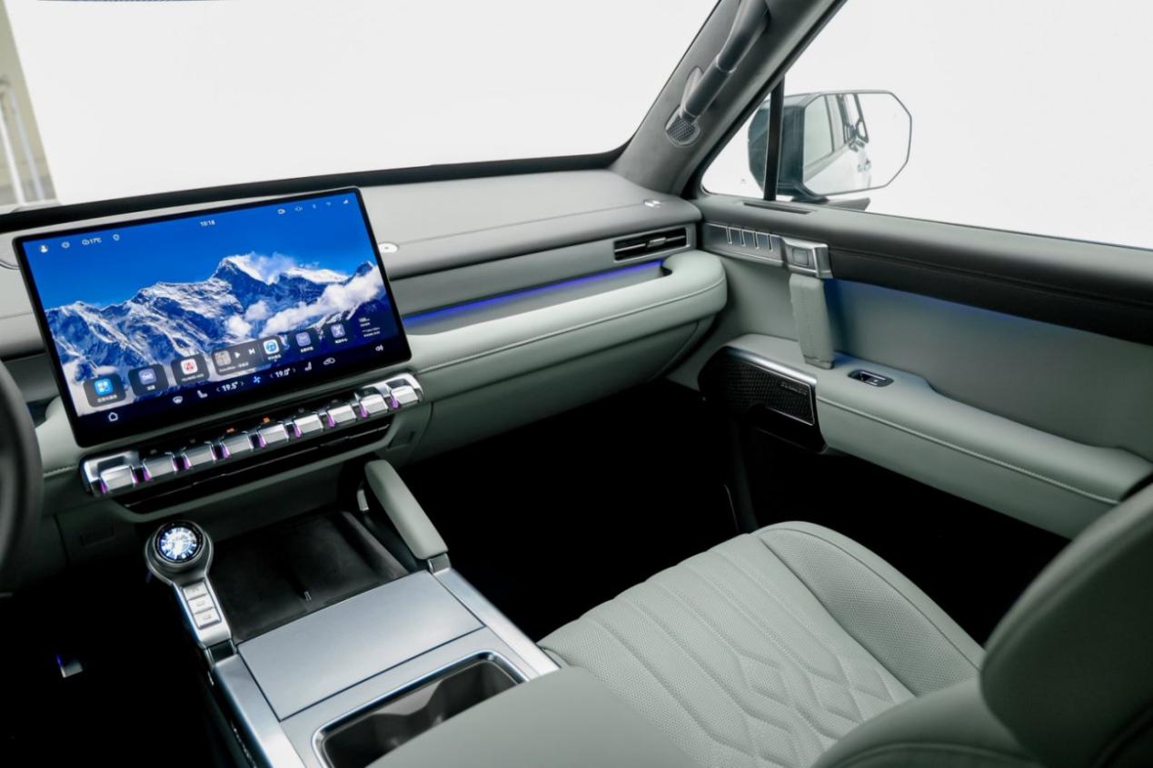 消息称鸿蒙座舱等着原生鸿蒙大换代