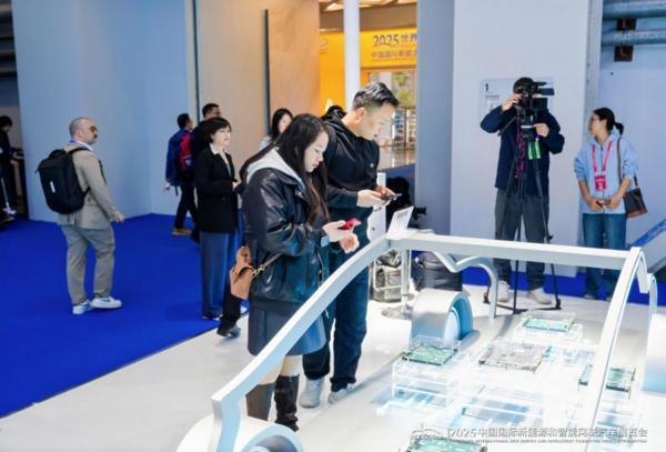 AI科技邂逅汽车浪漫顶流荟聚北京亦庄！(图4)