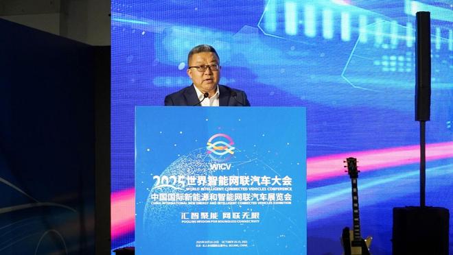 未来汽车座舱长啥样？2025智慧座舱颁奖盛典揭晓答案！(图1)