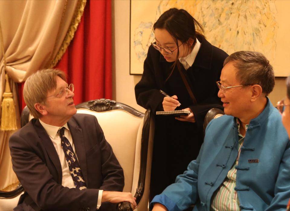 新时代系统工业：汽车域控制器引领的产业革命(图1)