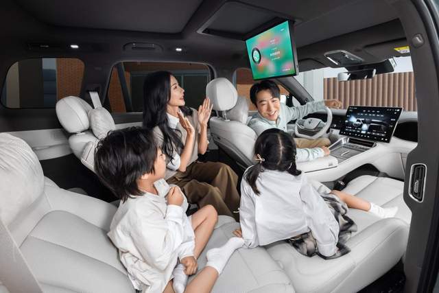 重塑家庭豪华SUV新标准“超豪华移动大平层”腾势N8L正式上市(图15)