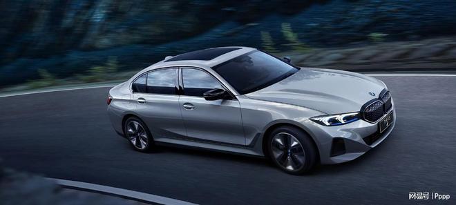 纯电通勤标杆！宝马 i3 让早晚高峰更轻松(图2)