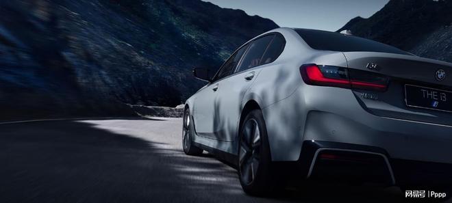 纯电通勤标杆！宝马 i3 让早晚高峰更轻松(图1)