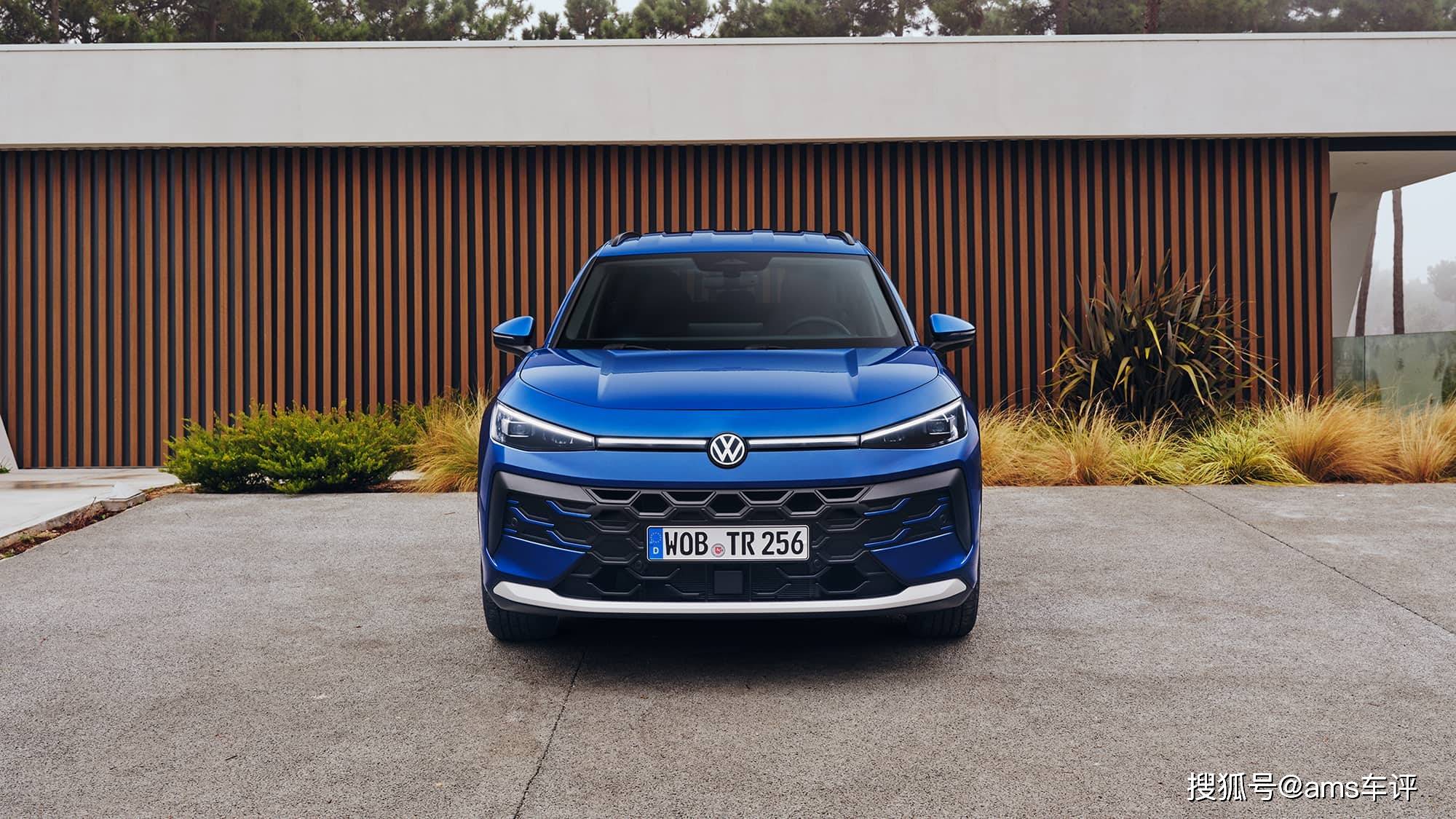 升级不止外观首试全新大众T-ROC探歌内饰驾驶更具质感(图1)