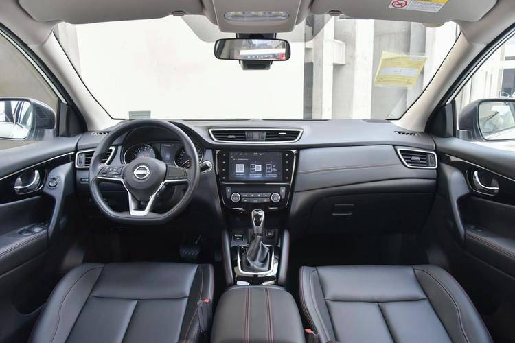 奥迪 A7：轿跑的颜值天花板溜背造型 + 无框车门太吸睛(图1)