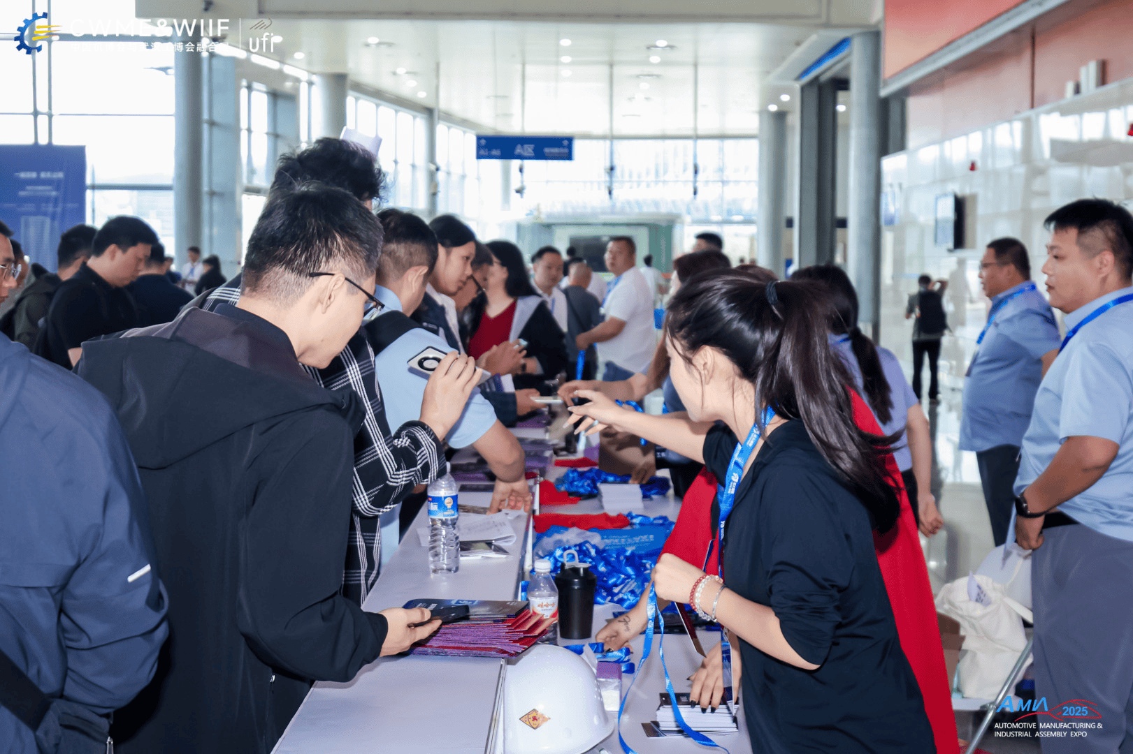 它来了2026武汉智能显示及智能座舱展览会揭晓显示与座舱系统(图1)