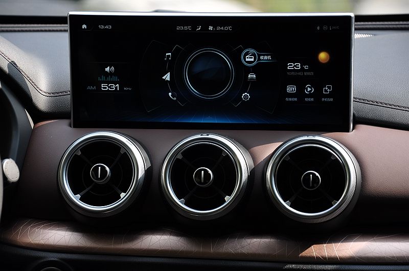 同致电子申请遥控泊车方法专利可在遥控泊车时实现自选车位