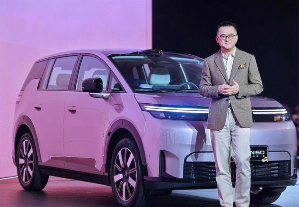 超20项全系标配重塑15万内价值标准埃安N60预售1158万起(图4)